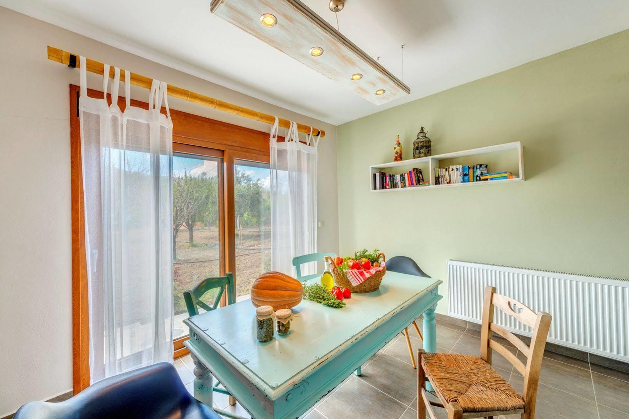 Engaraí Villa Delona מראה חיצוני תמונה