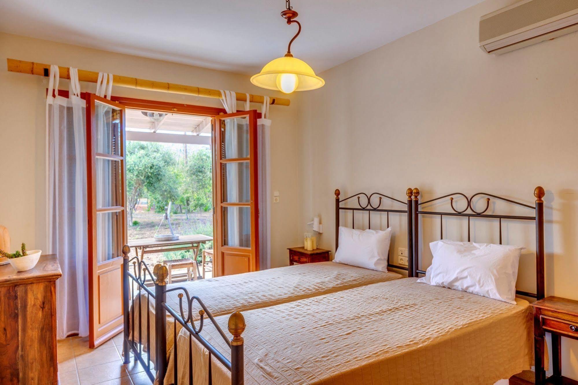 Engaraí Villa Delona מראה חיצוני תמונה
